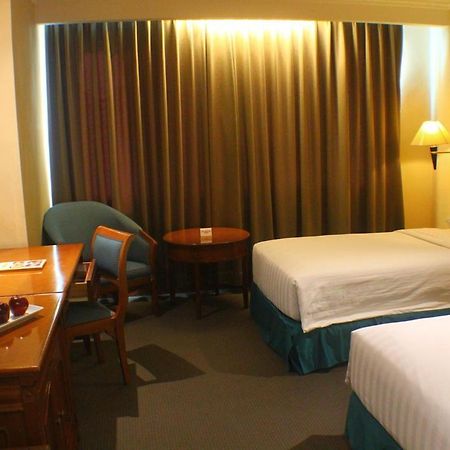 Grand Arkenso Park View Hotel Semarang Ngoại thất bức ảnh