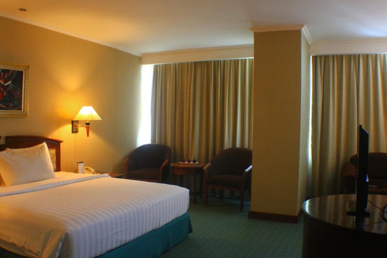 Grand Arkenso Park View Hotel Semarang Ngoại thất bức ảnh