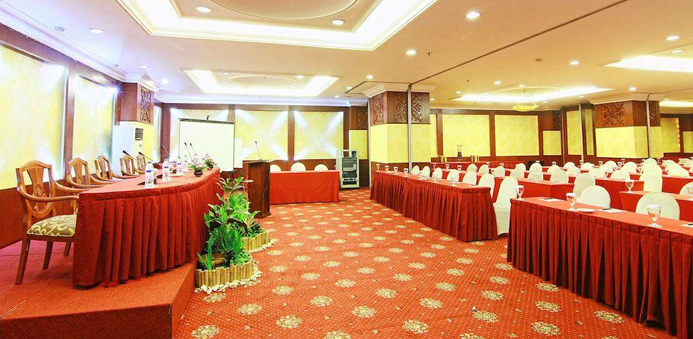 Grand Arkenso Park View Hotel Semarang Ngoại thất bức ảnh