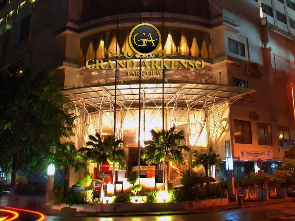 Grand Arkenso Park View Hotel Semarang Ngoại thất bức ảnh
