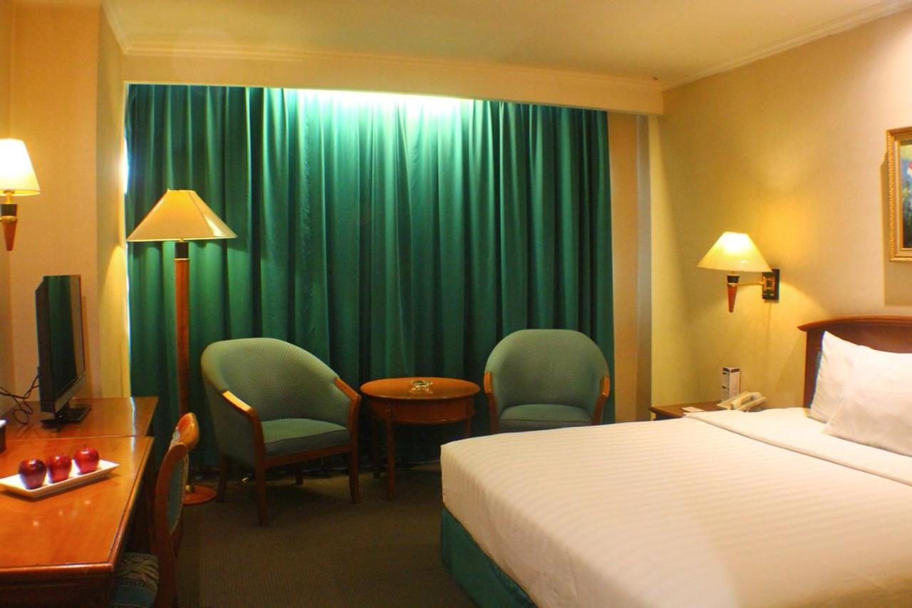 Grand Arkenso Park View Hotel Semarang Ngoại thất bức ảnh