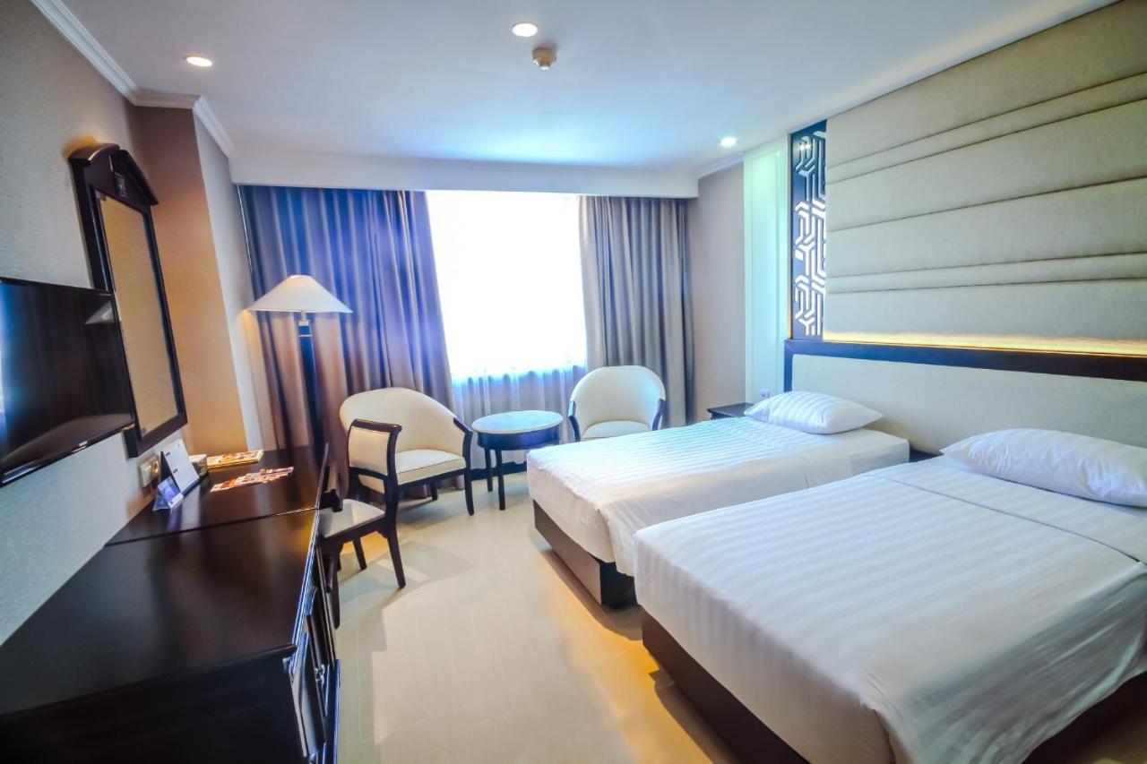 Grand Arkenso Park View Hotel Semarang Ngoại thất bức ảnh