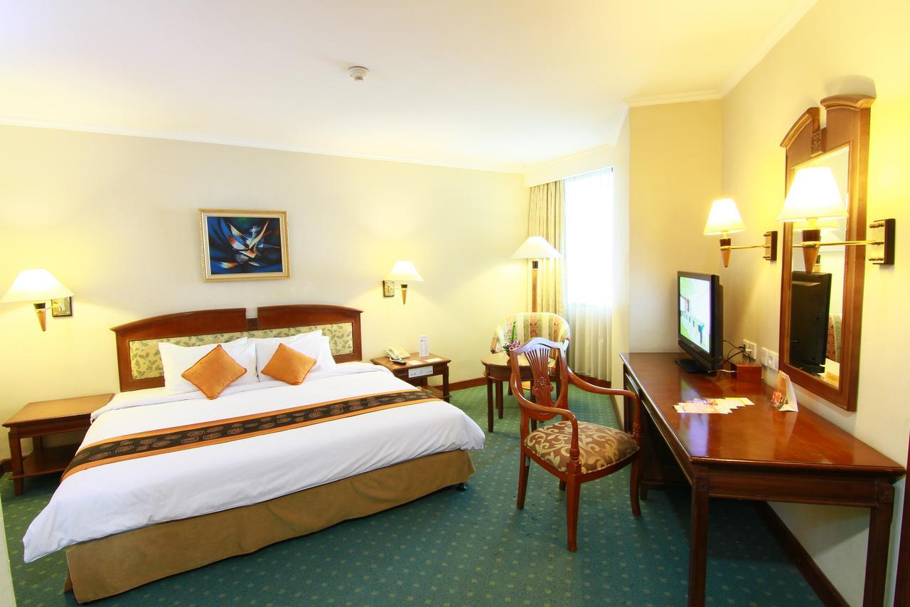 Grand Arkenso Park View Hotel Semarang Ngoại thất bức ảnh