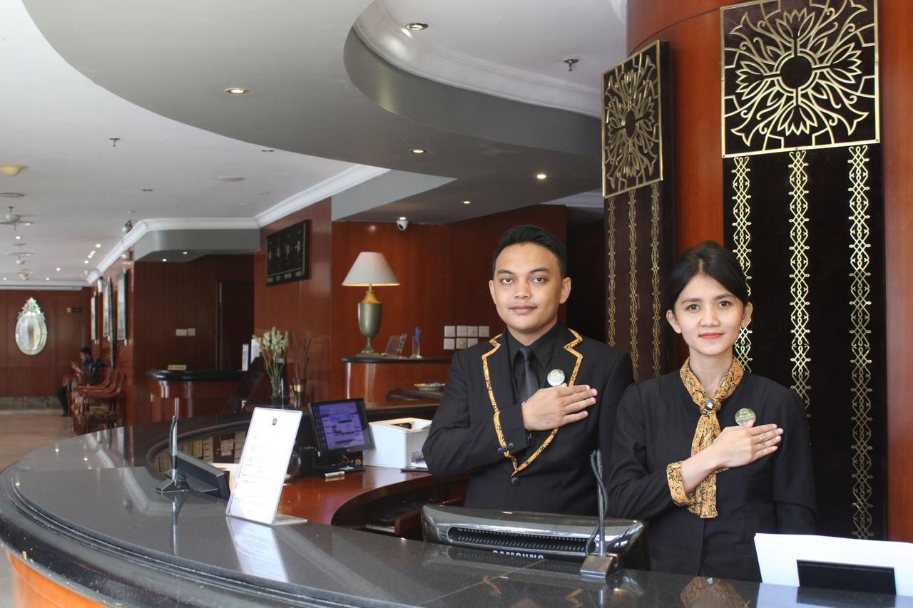 Grand Arkenso Park View Hotel Semarang Ngoại thất bức ảnh