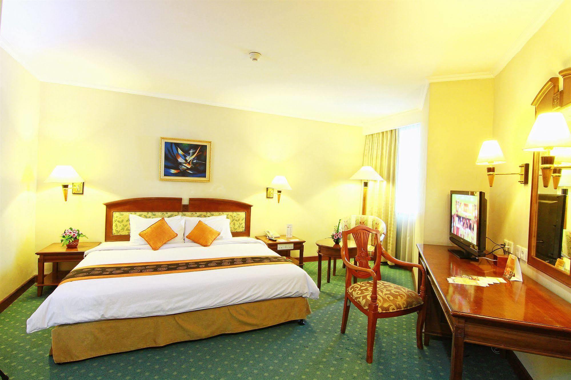 Grand Arkenso Park View Hotel Semarang Ngoại thất bức ảnh